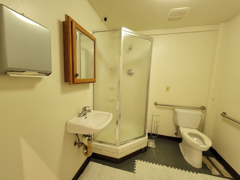 More Photos Of 715 Bryant St, San Francisco Warehouse For Lease