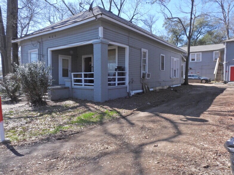 More Photos Of 443 S Main St, Longview Apartments For Sale