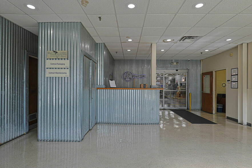 More Photos Of 1323 11th Ave, Columbus Industrial For Sale