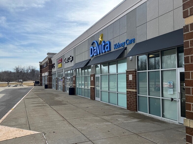 More Photos Of 5679 US Highway 41 S, Terre Haute Unknown For Lease