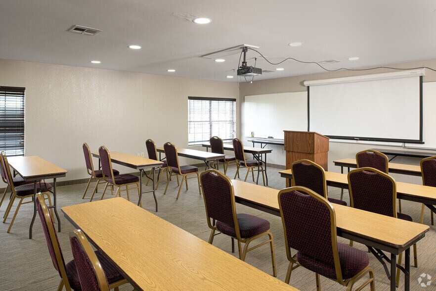 More Photos Of 3051 White Blvd, Pearl Hotel For Sale