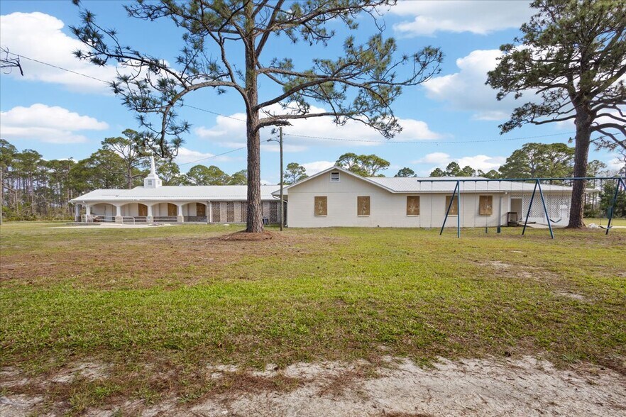 More Photos Of 21070 Beach Rd, Perry Specialty For Sale