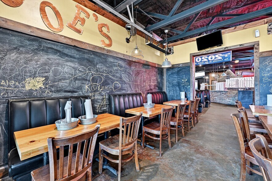 More Photos Of 301 N 1st St, Madill Restaurant For Sale