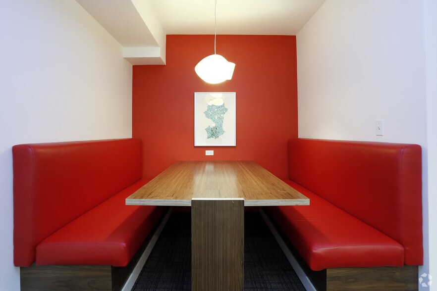 More Photos Of 3636 Stone Way N, Seattle Apartments For Lease