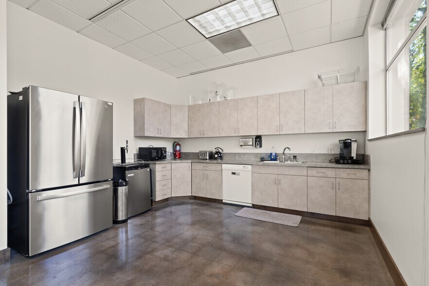 More Photos Of 623 E Wallace Ave, Coeur d'Alene Office For Sale