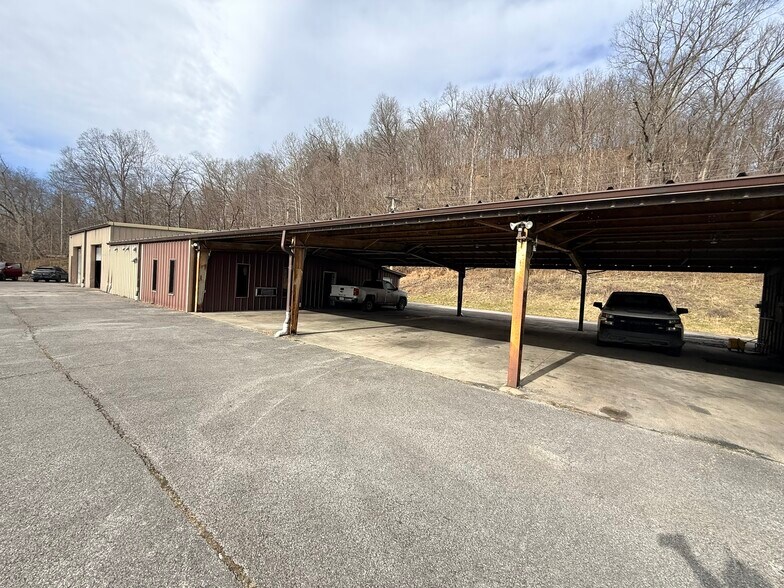 More Photos Of 13125 Old US Route 23, Catlettsburg Industrial For Sale