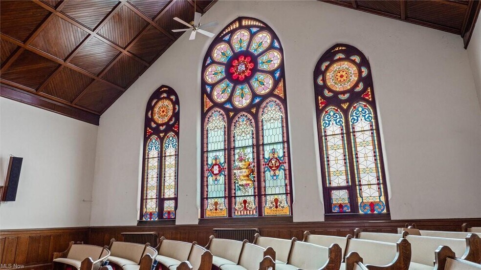 More Photos Of 130 N 7th St, Cambridge Religious Facility For Sale
