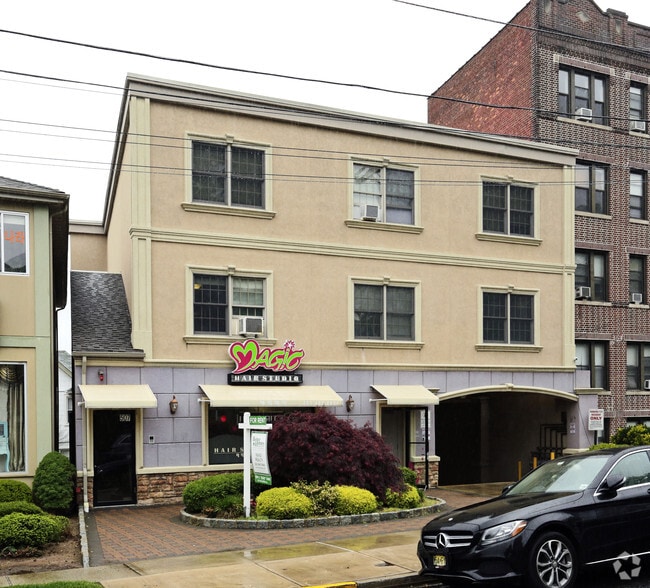 Primary Photo Of 507 Broad Ave, Palisades Park Storefront Retail Residential For Sale