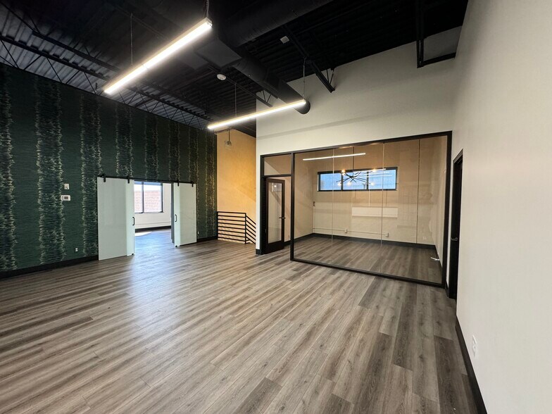 More Photos Of 1363 Horizon Ave, Lafayette Warehouse For Sale