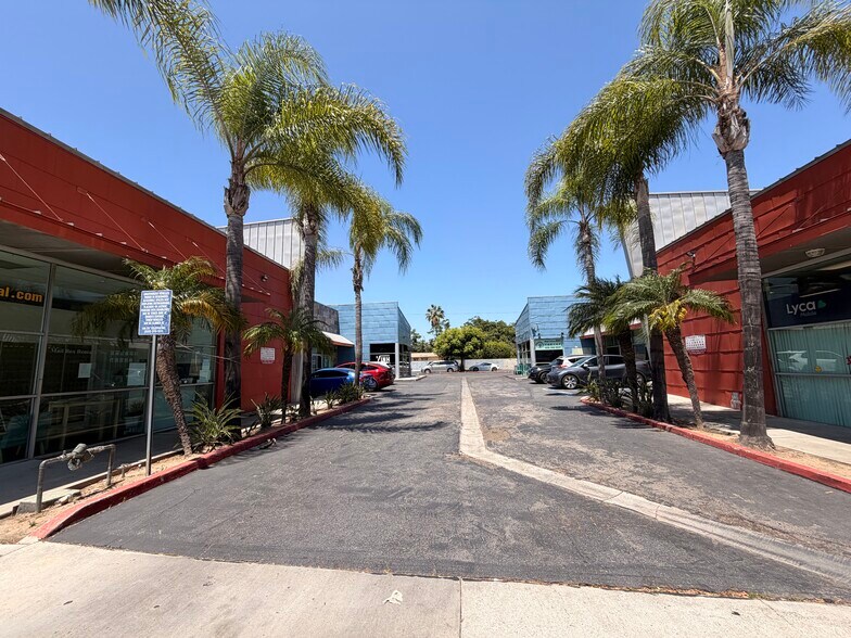 More Photos Of 333 W Garvey Ave, Monterey Park Storefront Retail Office For Sale