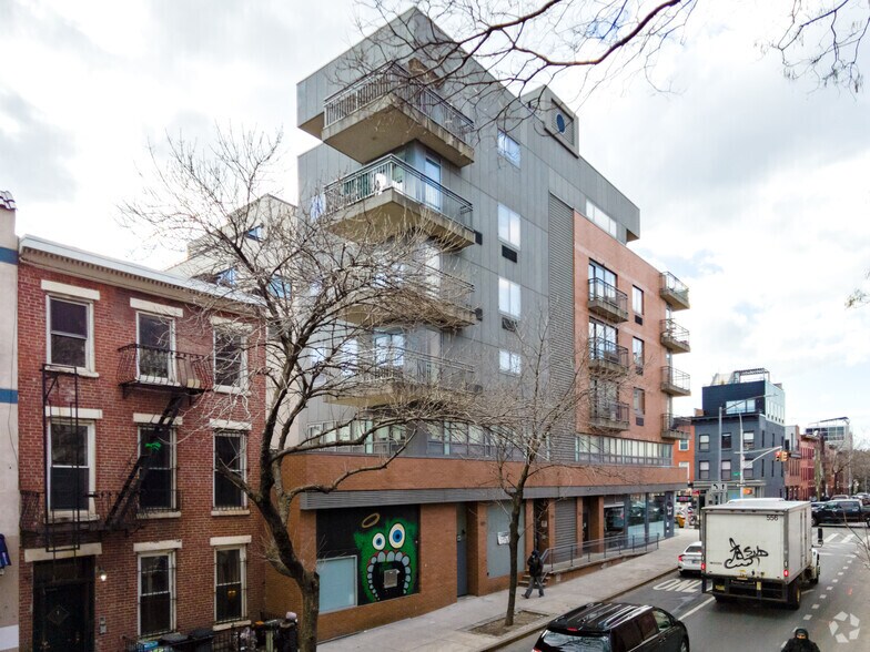 More Photos Of 180 W 9th St, Brooklyn Apartments For Lease