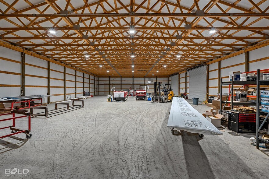 More Photos Of 150 Frontage Rd, Minden Warehouse For Sale