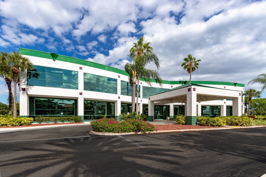 Primary Photo Of 2721 Del Prado Blvd S, Cape Coral Medical For Lease