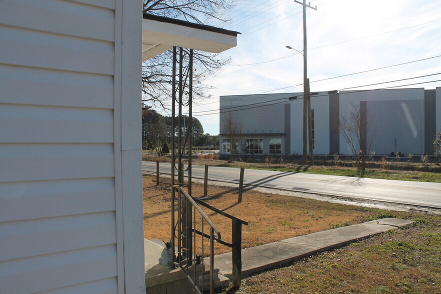 More Photos Of 809 Brogden Rd, Smithfield Land For Sale