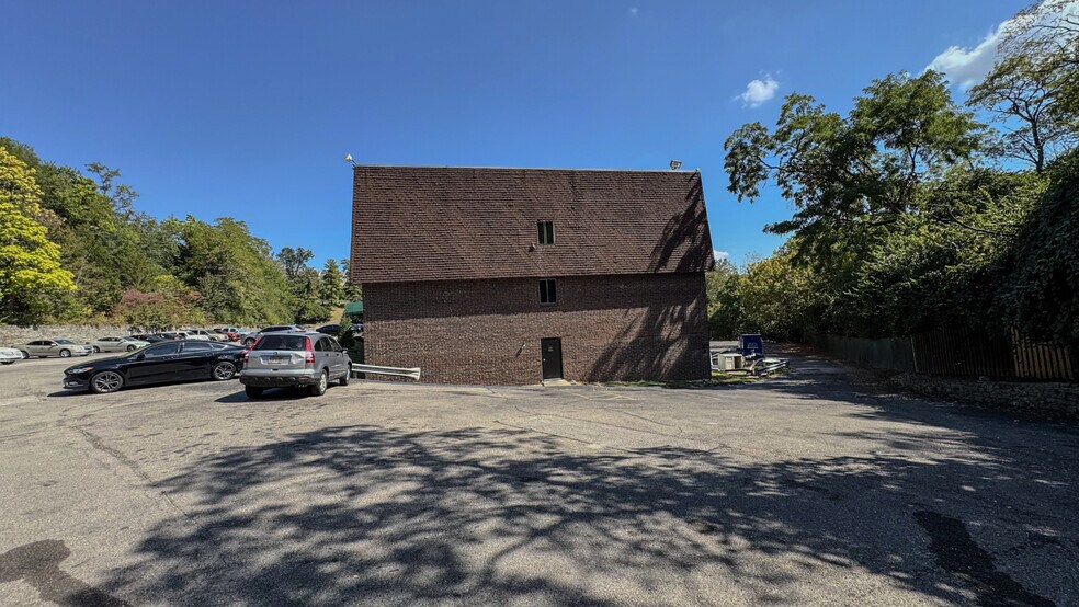 More Photos Of 5459-5473 Kirby Ave, Cincinnati Apartments For Sale
