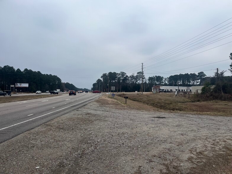 More Photos Of 6525 Ocean Hwy E, Winnabow General Retail For Sale