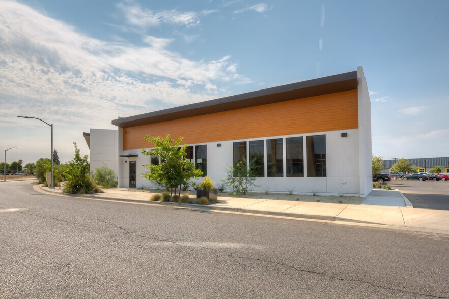 More Photos Of 2455 Beacon St, Chico Office For Lease