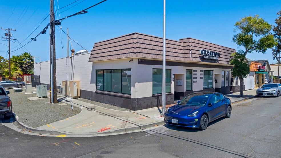 More Photos Of 7679-7691 Thornton Ave, Newark Storefront Retail Office For Sale
