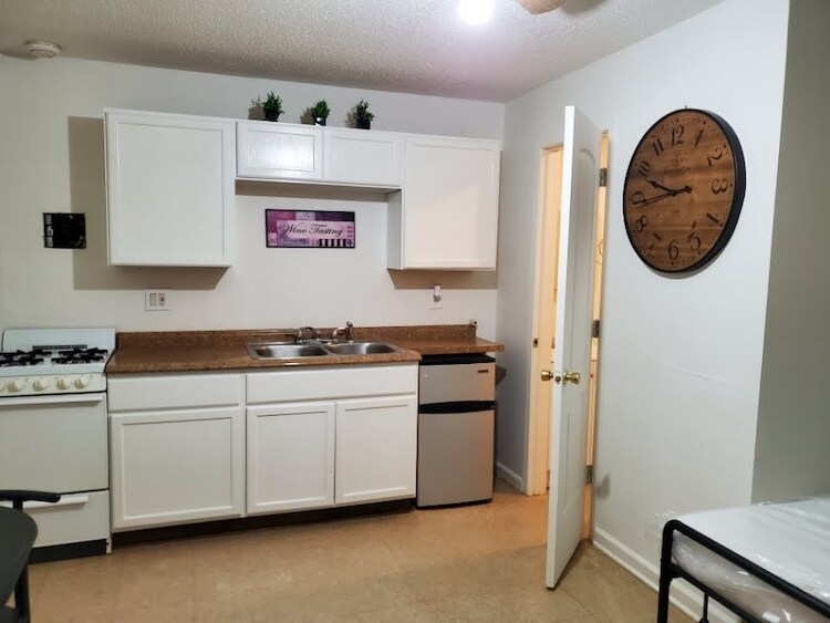 More Photos Of 3906 E Main St, Knoxville Apartments For Sale