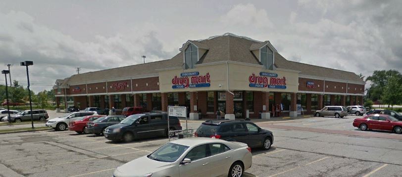 More Photos Of 300-366 Chestnut Commons Dr, Elyria General Retail For Lease