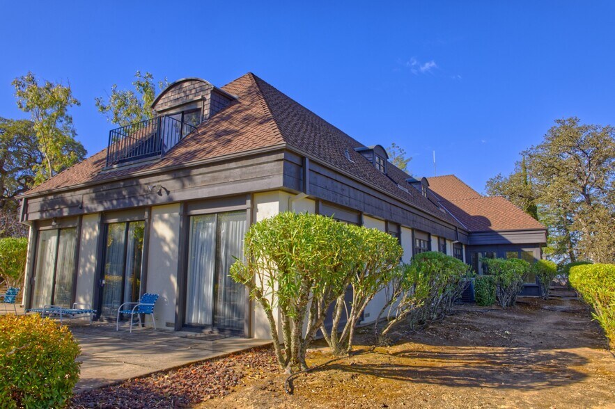 More Photos Of 20680 Shenandoah School Rd, Plymouth Winery Vineyard For Sale