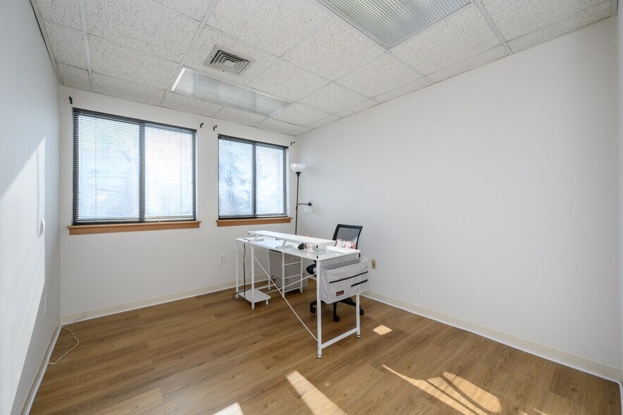 More Photos Of 178 Tamarack Cir, Skillman Office For Sale