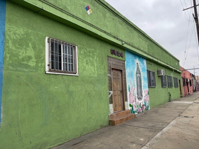 More Photos Of 3520-3522 Union Pacific Ave, Los Angeles Warehouse For Sale