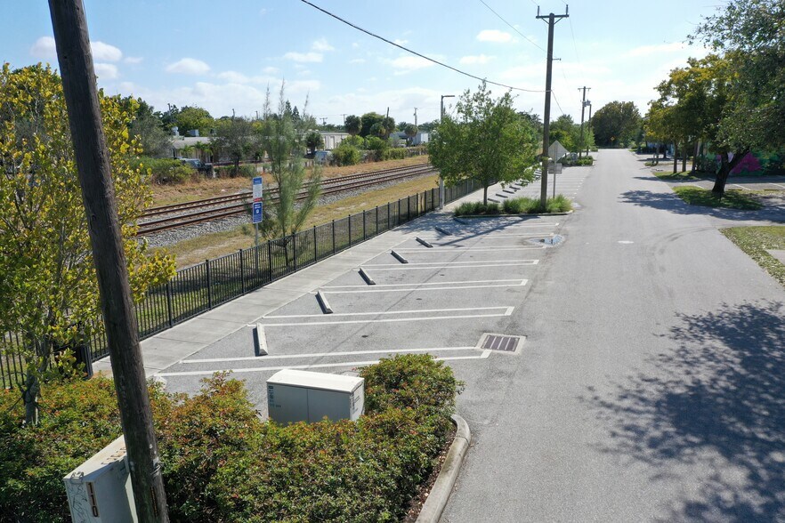 More Photos Of 101 SE 2nd Ave, Delray Beach Restaurant For Lease