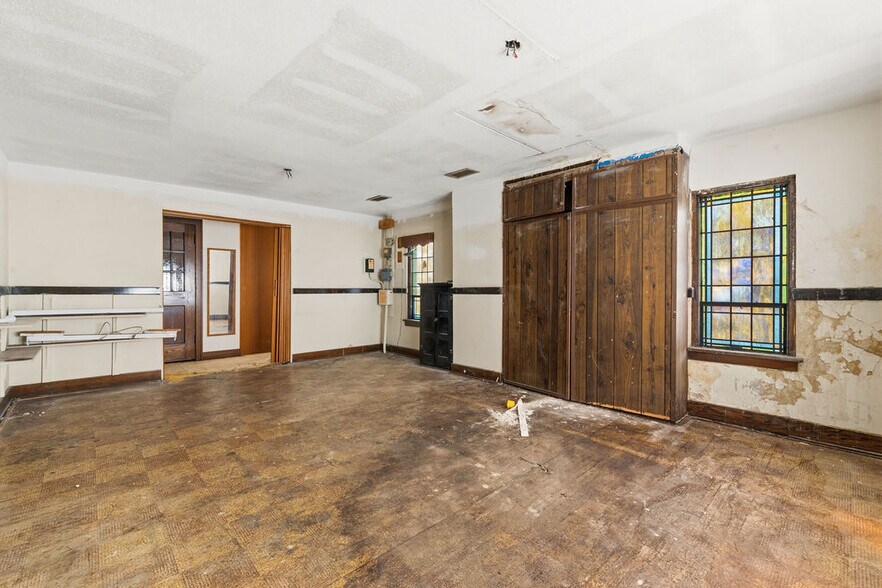 More Photos Of 350 E Tulane Rd, Columbus Religious Facility For Sale