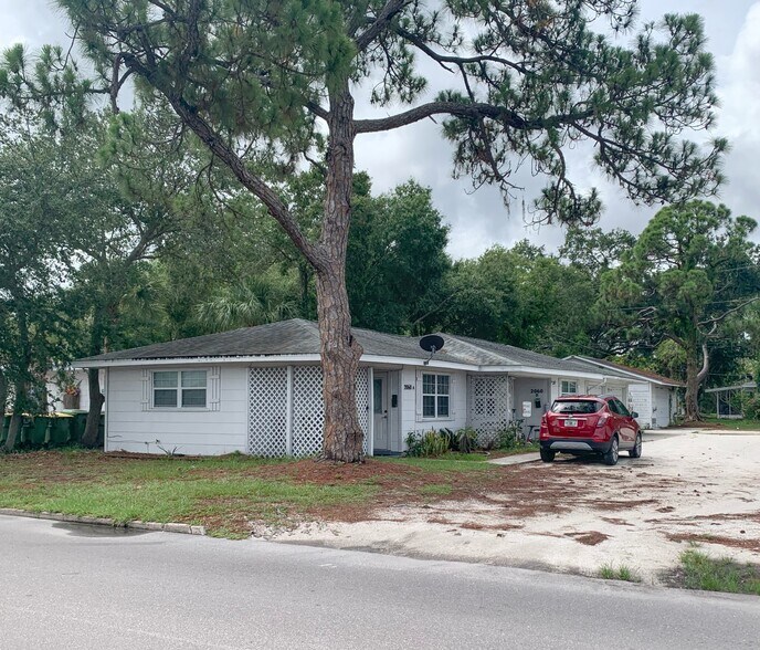 More Photos Of 2066 Hillview St, Sarasota Apartments For Sale