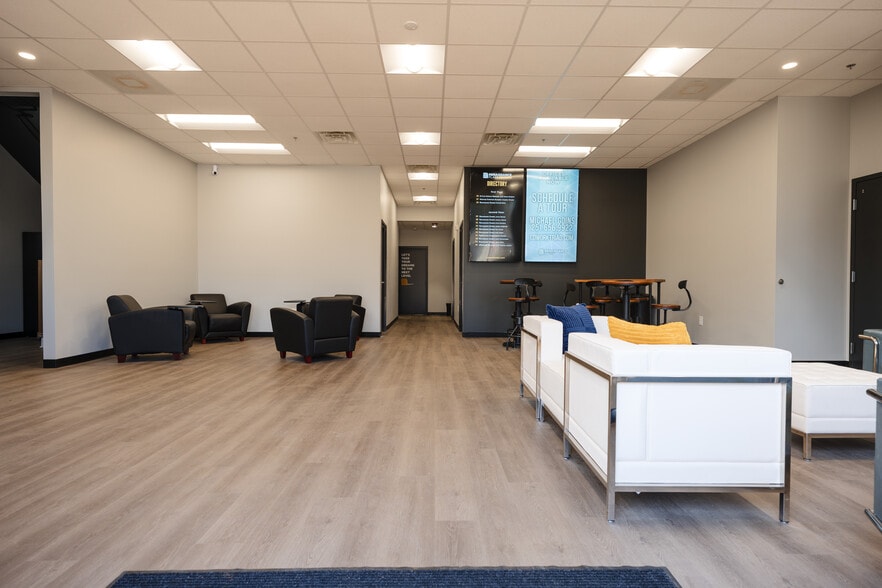 More Photos Of 5900 Scotland Rd, Greensboro Office For Lease