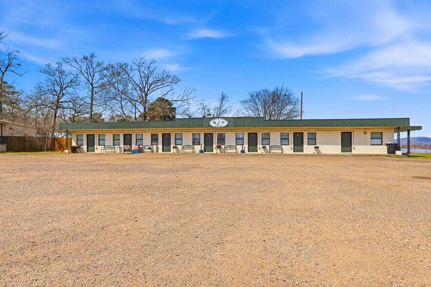 More Photos Of 16851 State Highway 155 N, Ore City Marina For Sale