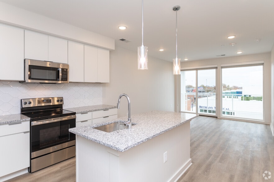 More Photos Of 650 N Main St, High Point Apartments For Lease