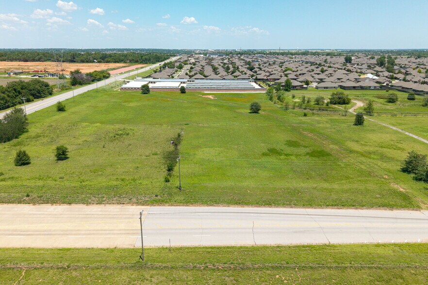More Photos Of 4500 S Mustang Rd, Mustang Land For Sale