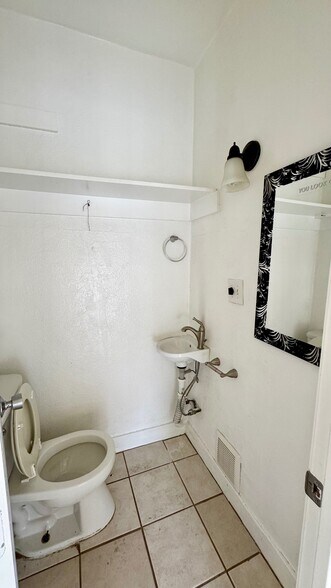 More Photos Of 316 S Coronado St, Los Angeles Apartments For Sale