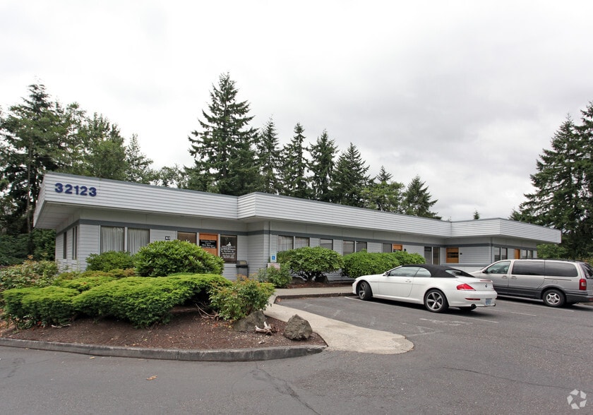 Primary Photo Of 32123 1st Ave S, Federal Way Medical For Lease