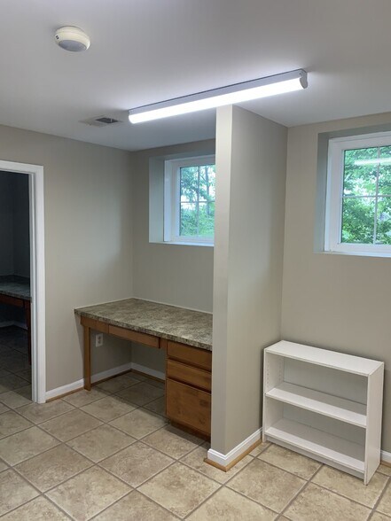 More Photos Of 5800 Main St, Elkridge Loft Creative Space For Lease