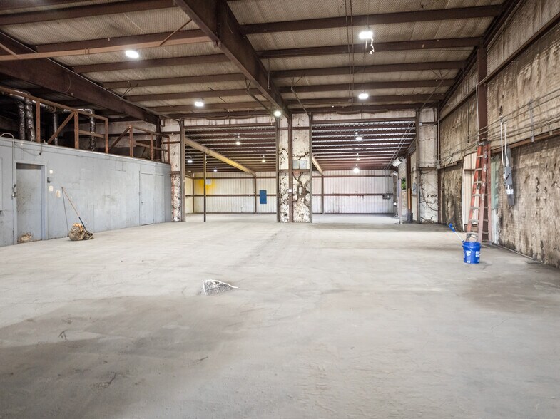 More Photos Of 450 County Road 1312, Mount Pleasant Industrial For Sale