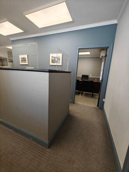 More Photos Of 64 Hilton Ave, Hempstead Office Residential For Lease