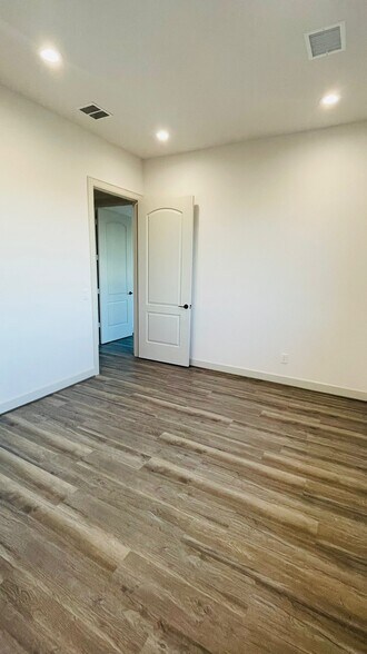 More Photos Of 21777 Merchants Way, Katy Unknown For Lease