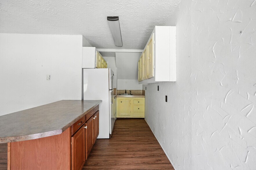 More Photos Of 14694 Wallace Pike, Abingdon Multifamily For Sale