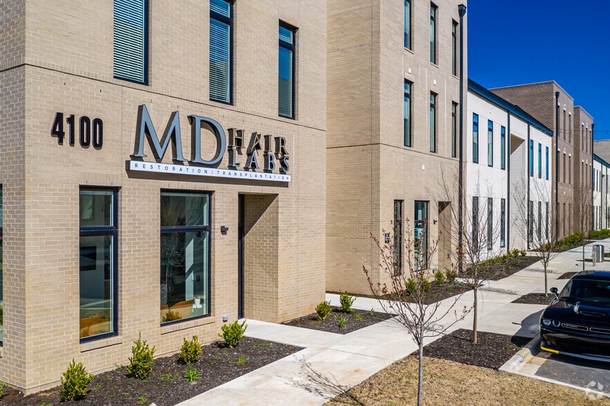 More Photos Of 5100 W Park Dr, Rogers Unknown For Lease