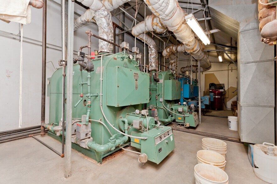 More Photos Of 3281 C Rd, Palisade Manufacturing For Sale