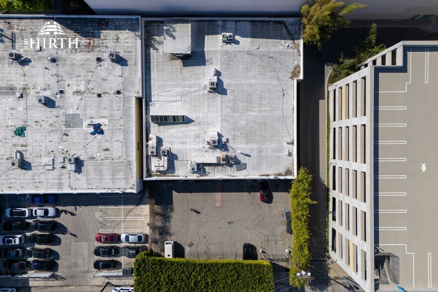 More Photos Of 11128 Weddington St, North Hollywood Movie Radio TVStudio For Sale