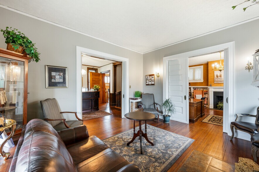 More Photos Of 2525 Rivermont Ave, Lynchburg Office For Sale