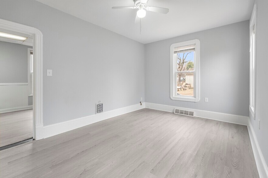 More Photos Of 7504 Zimmerman Ave, Pennsauken Apartments For Sale