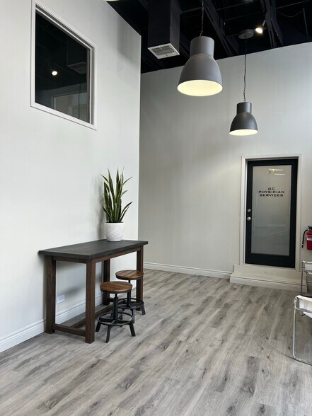 More Photos Of 2314-2322 San Pedro Ave, San Antonio General Retail For Sale