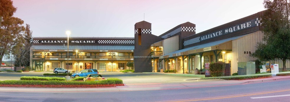 Primary Photo Of 935 Riverside Ave, Paso Robles Medical For Sale