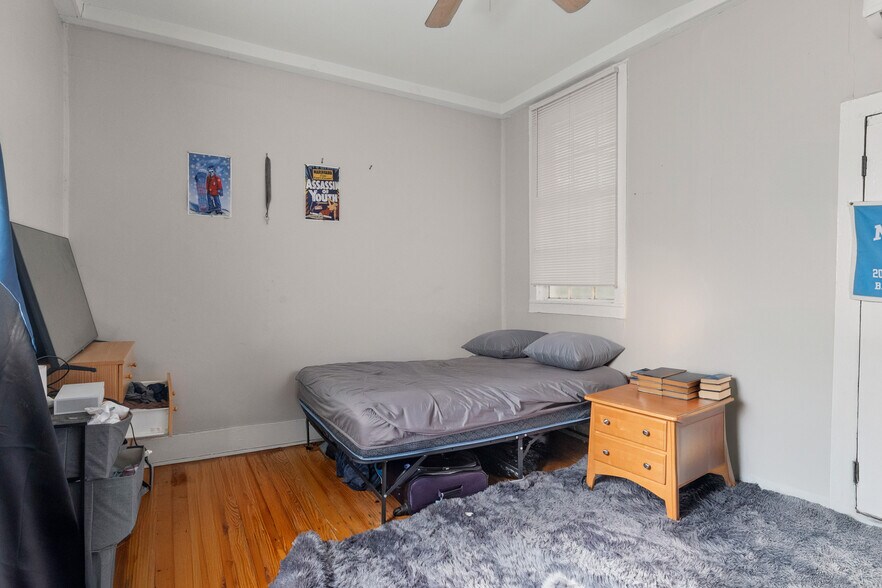 More Photos Of 94 Morris St, Charleston Apartments For Sale