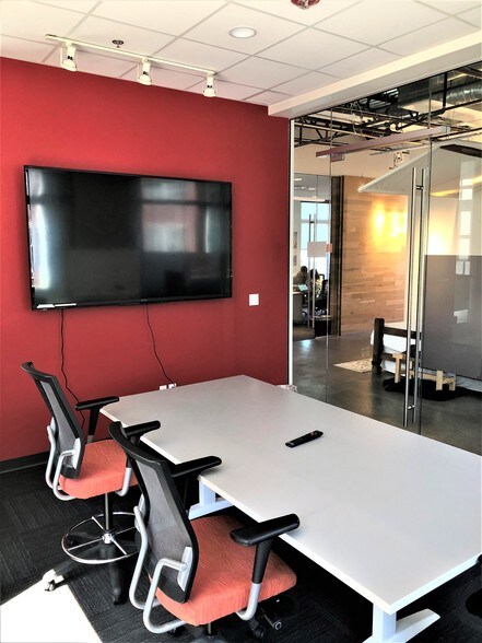 More Photos Of 1750 15th St, Denver Loft Creative Space For Lease